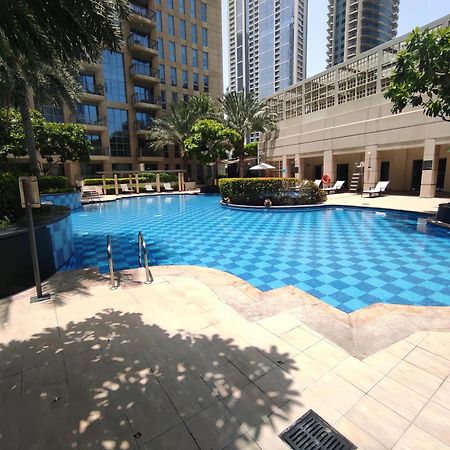 Lux Bnb Standpoint Tower Burj & Fountain Views Dubai Bagian luar foto