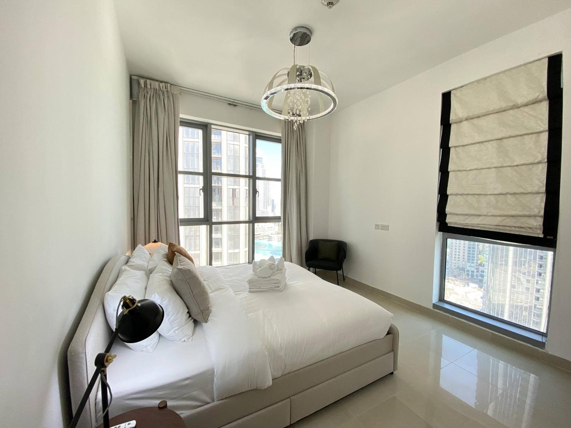 Lux Bnb Standpoint Tower Burj & Fountain Views Dubai Bagian luar foto